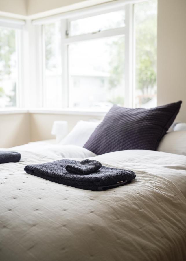 Guesthouse Akureyri - Apartments Near Down Town エクステリア 写真